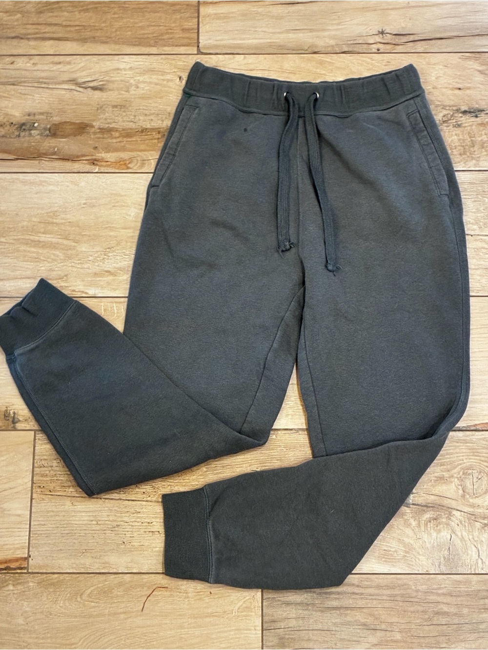Men's Gray Drawstring Fleece Jogger Sweatpants